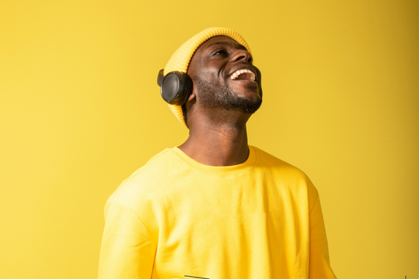 Casque anti-bruit à réduction active pour personne hypersensible