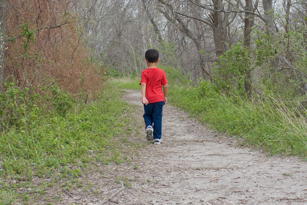 Fugue et Désorientation chez les Enfants TSA/TDAH : Comment la Montre GPS 4G Peut Aider