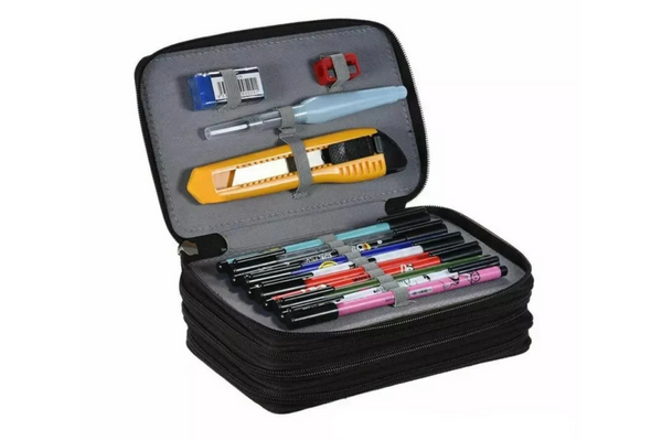 Gérer le matériel d’un enfant dyspraxique : pourquoi une trousse multi-compartiments est un atout