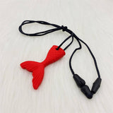 fidgets-collier à mâchouiller queue de poisson rouge